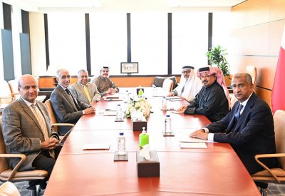 رئيس "الرقابة" يبحث مع وزير الأشغال ورئيس "المهن الهندسية" تعزيز الشراكة والتعاون 