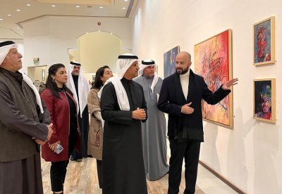 تقي: "المشاعر الدفينة تتحول للوحات جمالية"