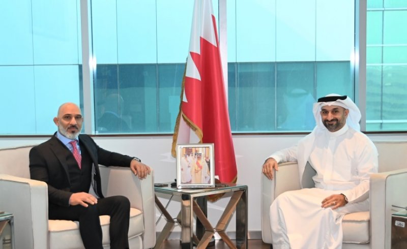 وزير الصناعة والتجارة يستقبل عضو مجلس الشورى رضا منفردي