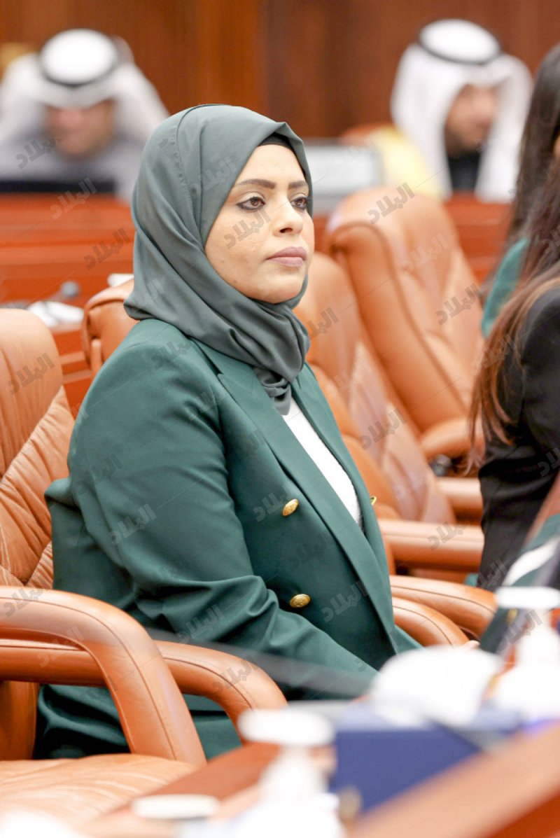 حنان... لا نراها