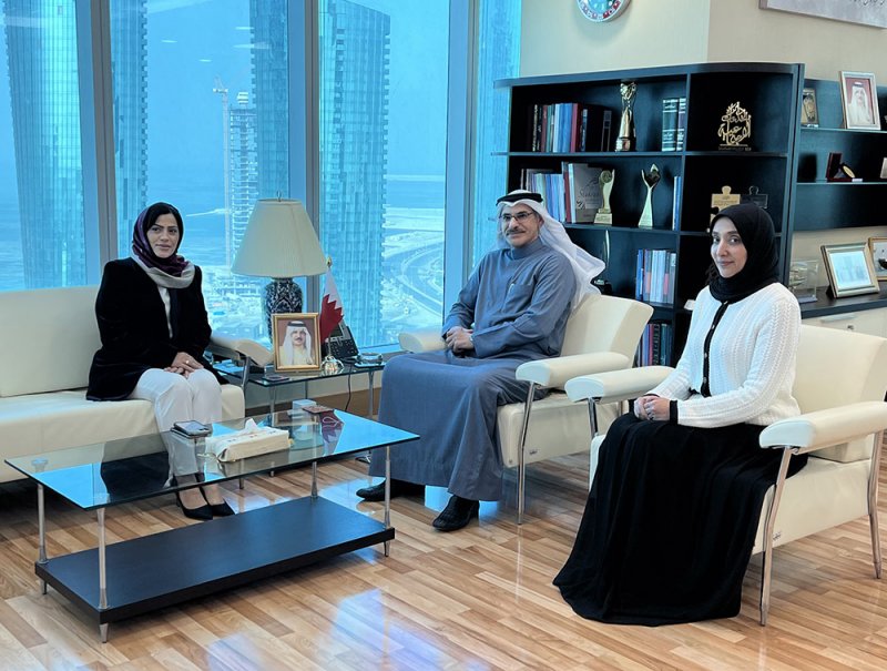 دعم التشريعات والمقترحات والمبادرات لتطوير المجالات التنموية والاجتماعية