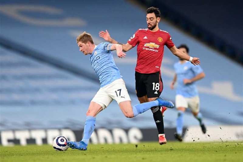 مانشستر يونايتد يلتقي مانشستر سيتي اليوم في ديربي الدوري الانجليزي