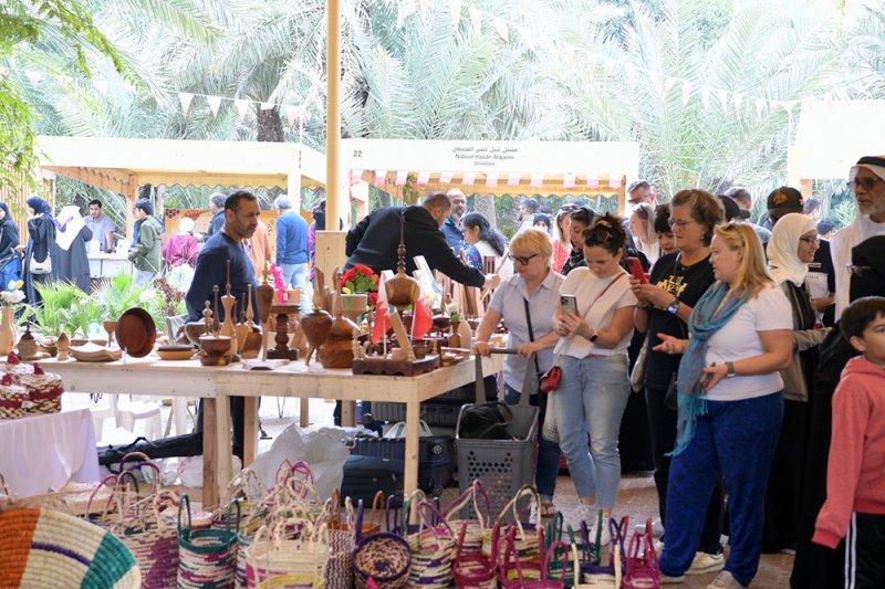 قرية "MUN KIDS" بسوق المزارعين تستقطب أكثر من 10 آلاف طفل