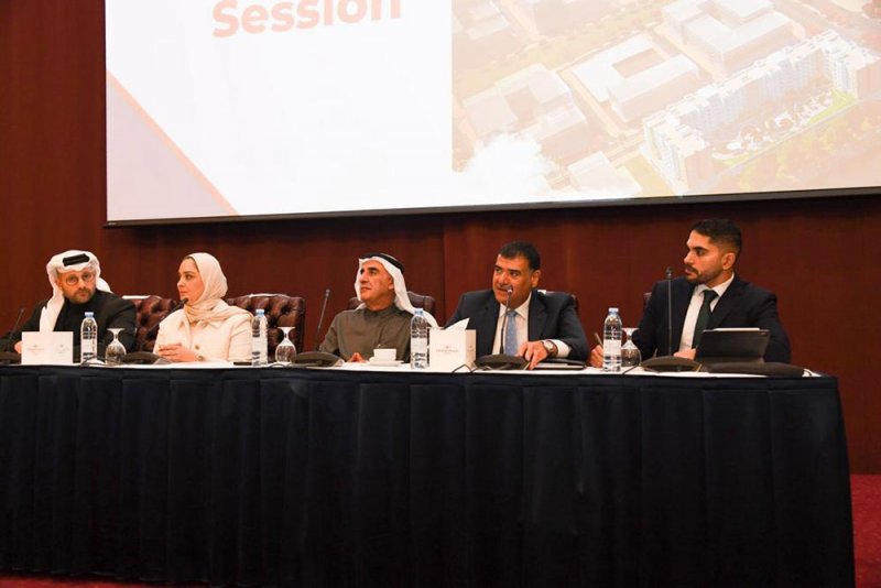 "الإسكان" تستعرض فرص الشراكة مع القطاع الخاص في برنامج "حقوق تطوير الأراضي الحكومية"
