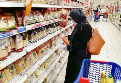 التضخم السنوي بالسعودية يسجل 3.3 % خلال ديسمبر