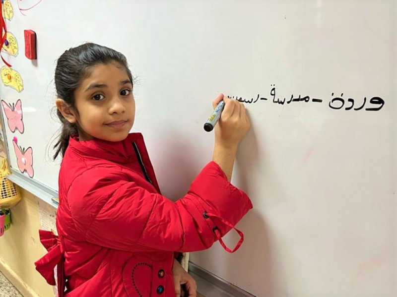 الطالبة نوال محمد تتجاوز صعوبات التعلّم بجهود مدرسة البديع