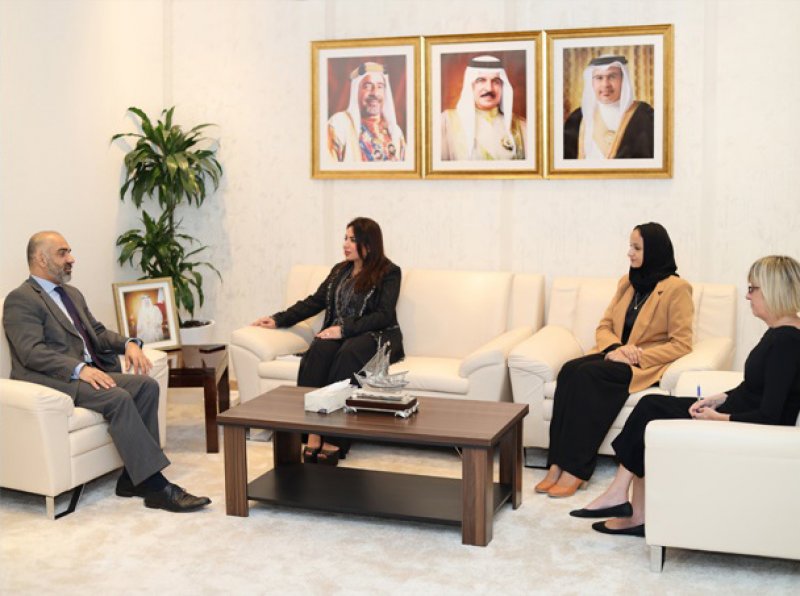وكيل التخطيط والتوفيق الأسري والنفقة تستقبل مدير بريطاني