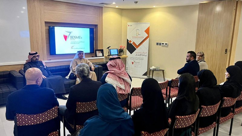 جمعية البحرين لتنمية المؤسسات الصغيرة والمتوسطة تشارك في مهرجان ليالي مسقط