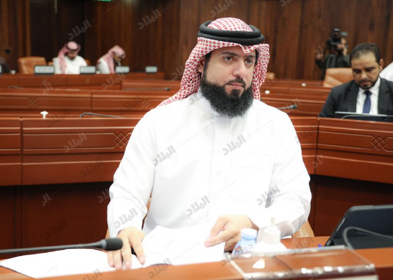 الأحمد: أسقطوا الحصانة عن موظفي البنك