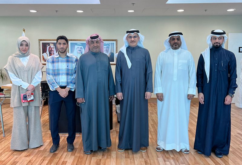 وزير التنمية الاجتماعية يستقبل رئيس مجلس إدارة جمعية مركز سماهيج الإسلامي