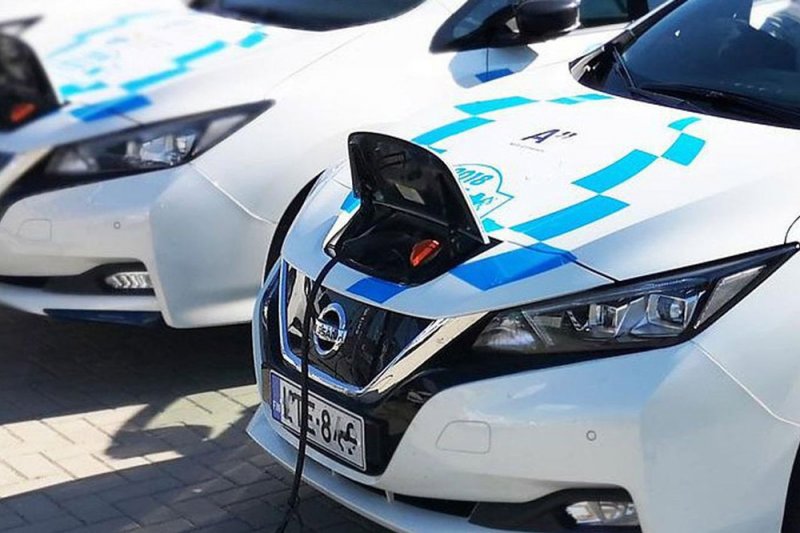 بطاريات السيارات الكهربائية قد تكون أساسية لتعزيز تخزين الطاقة
