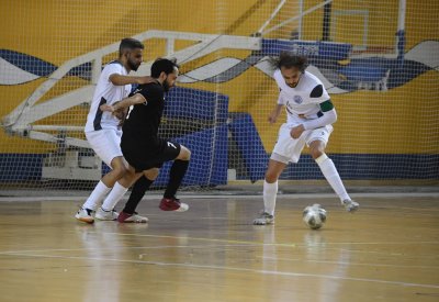 المنامة وسار في صدارة دوري كرة الصالات