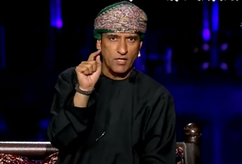 اعلامي عماني يهاجم رئيس الاتحاد الخليجي: عمان كانت يجب أن تنسحب من نهائي خليجي 25
