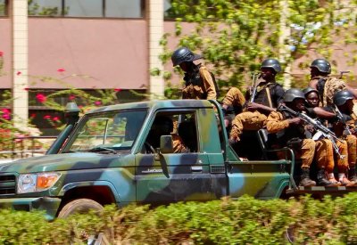 في غضون شهر.. بوركينا فاسو تطالب القوات الفرنسية بالمغادرة