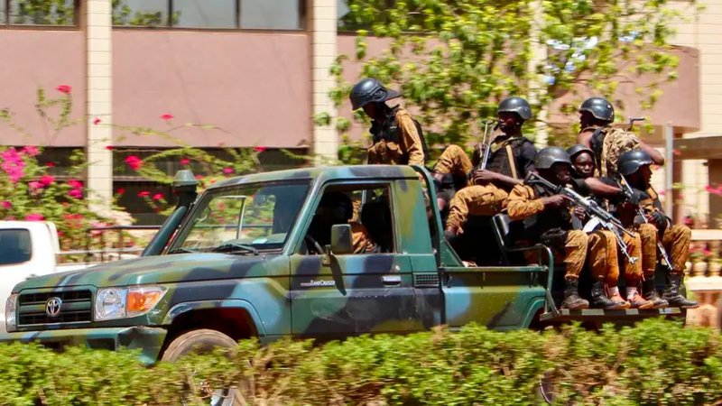 في غضون شهر.. بوركينا فاسو تطالب القوات الفرنسية بالمغادرة