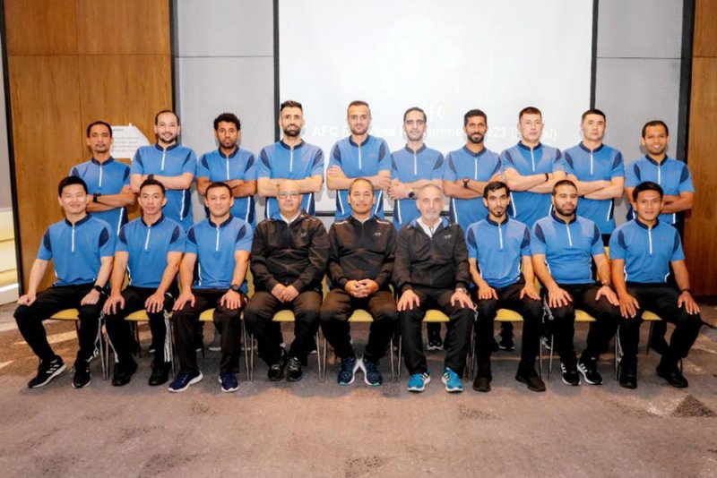 عبدالرحمن عبدالقادر يحاضر في ورشة عمل حكام النخبة الآسيويين لكرة الصالات