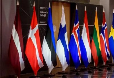 موسكو تتهم جارتها بـ"العداء لروسيا".. وتطرد سفيرها