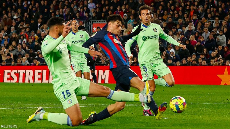 بيدري يقود برشلونة لتخطي خيتافي