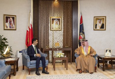 وزير الداخلية يبحث مبادرات تطوير العمل البلدي مع وزير "البلديات"