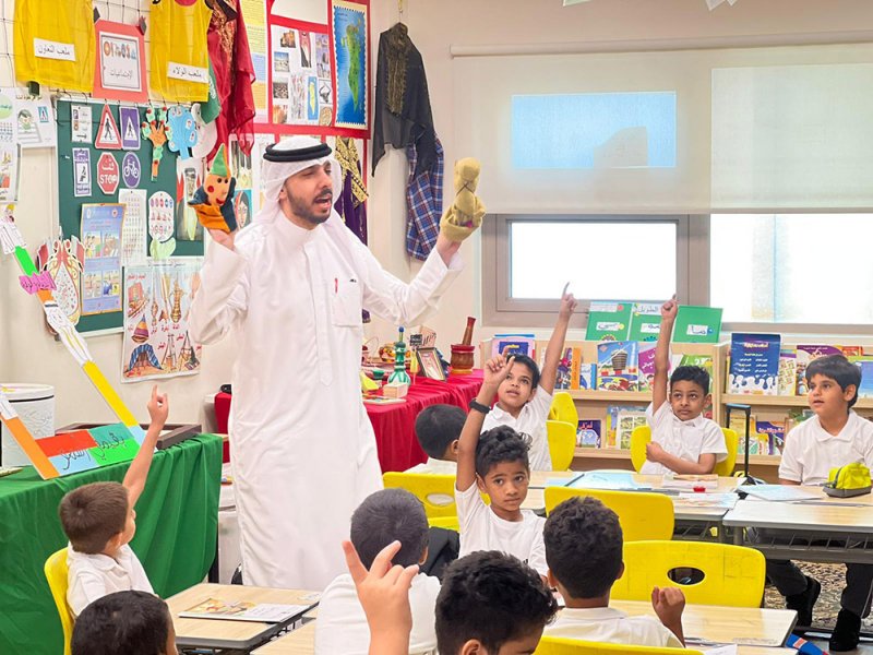 خريجو كلية البحرين للمعلمين أسهموا في تطوير أداء المدارس الحكومية 