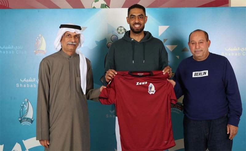 الشباب يتعاقد مع الحارس الدوسري