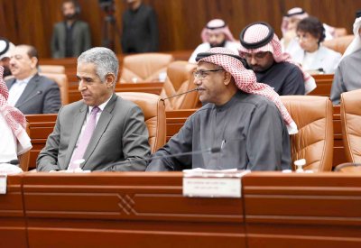 سحب جامع المهزع من عهدة “الثقافة”