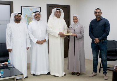 تعزيز التعاون بين "البلاد" وهيئة المعاشات الإماراتية