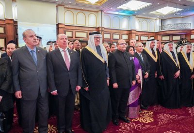 وزير الخارجية يحضر حفل الاستقبال الذي أقامته سفارة جمهورية الهند لدى البحرين بمناسبة يوم الجمهورية