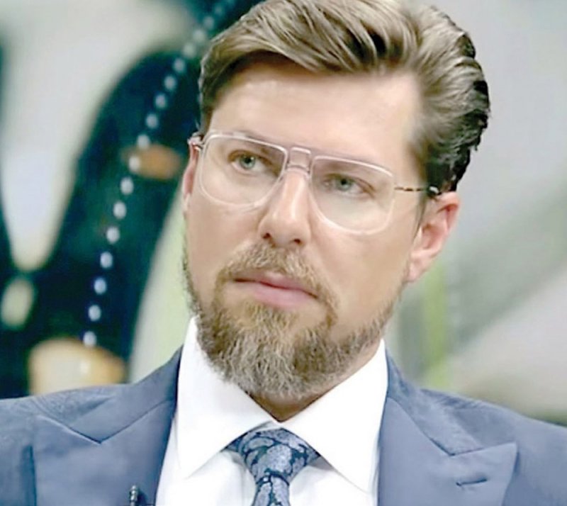 الإعلامي الروسي خالد الرشد يحاضر حول "حروب الاستدراج...تاريخ الصراع"