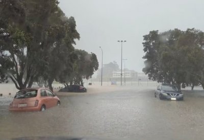لليوم الثالث.. نيوزيلندا تتعرض لسيول وانهيارات أرضية