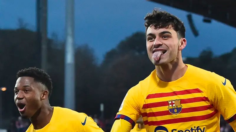تشافي : بيدري أحد أفضل اللاعبين في العالم