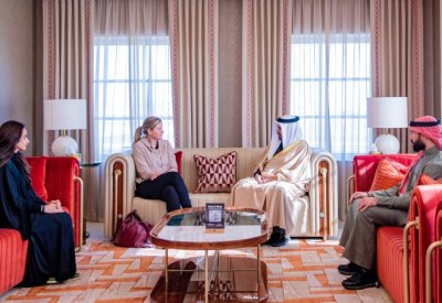 عيسى بن علي يستقبل وزيرة الرياضة بجمهورية زيمبابوي