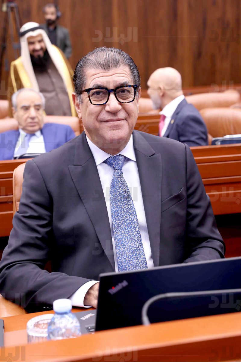 “تسلط” فخرو تستفز وزير المجلسين: الحكومة لا تتسلط على إرادة الشعب