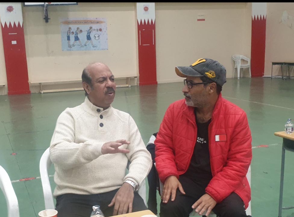 البلاد مع المؤلف الحمدان