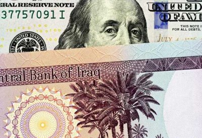 رئيس وزراء دولة عربية يلقي باللوم على "التحويلات الاحتيالية" في أزمة الدولار