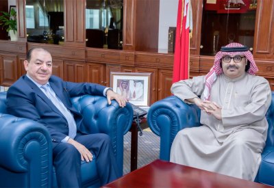 وزير التربية والتعليم يستقبل النائب الدكتور مهدي الشويخ