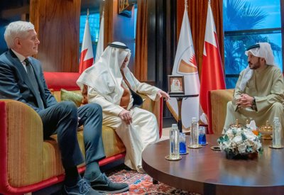 خالد بن حمد يستقبل الأمير نواف بن محمد ويشيد بمكانته وبصماته بألعاب القوى العالمية