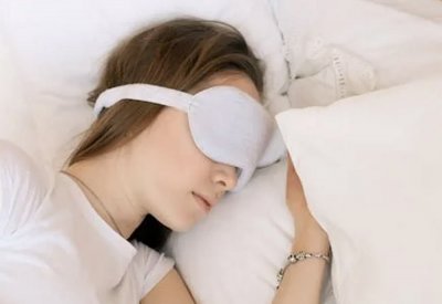 تكافح لكي تنام ليلاً؟.. إليك عدة نصائح لنوم مريح