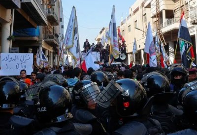 تظاهرات في بغداد وواسط.. "كلا كلا لارتفاع الدولار"