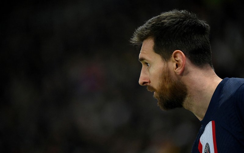 يبقى في باريس أم يعود لبرشلونة؟.. قرار "منطقي" واحد أمام ميسي