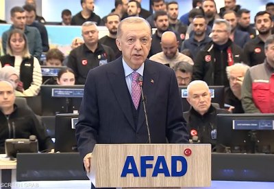 أردوغان: ارتفاع حصيلة قتلى زلزال تركيا إلى 912 شخصا