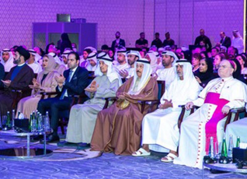 رئيس المجلس الأعلى للشئون الإسلامية يشيد بدور الإمارات في مجالات التعايش والتسامح والسلام
