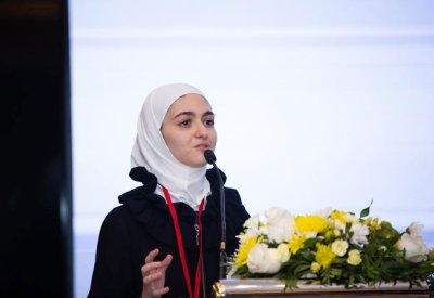 باحثة أردنية تحرز المركز الأول عن دراسة توائم بين الدور البشري والتقدم التكنولوجي