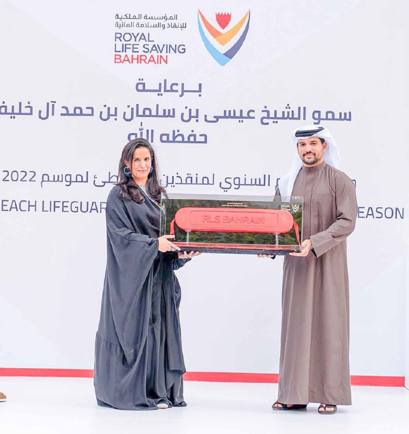 عيسى بن عبدالله يكرم رجال “الملكية للإنقاذ”