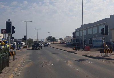 غدًا.. إعادة تشغيل إشارة ضوئية في سترة
