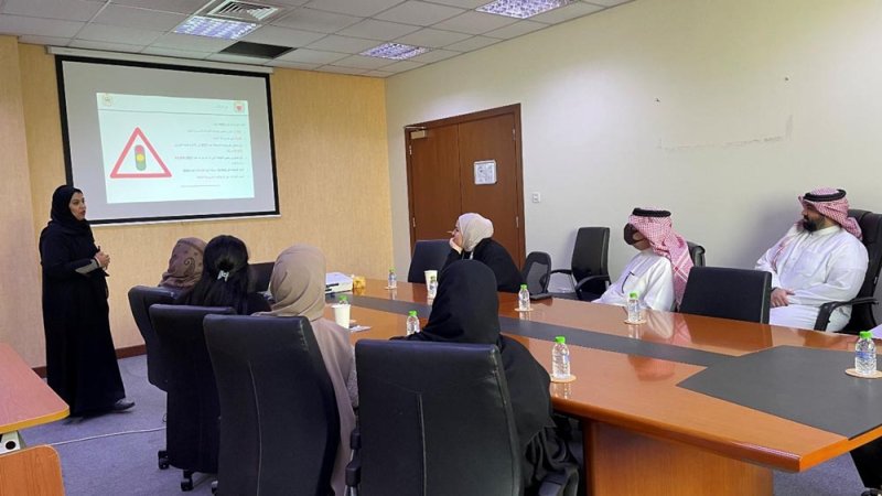 محاضرة توعوية عن اجراءات التبليغ عن الحوادث المرورية البسيطة