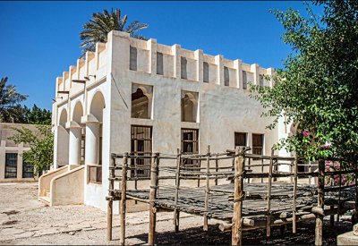"الأرصاد" تحذر من رياح قوية السرعة وتصاعد أتربة ببعض المناطق