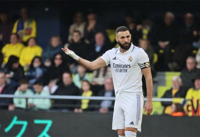 هل يشارك بنزيمة أمام الهلال؟.. أنشيلوتي يعلق