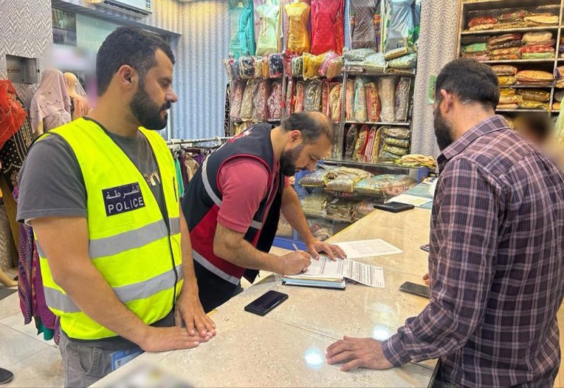 حملة تفتيشية ترصد عدد من المخالفات تتعلق بأحكام "سوق العمل" وقانون الإقامة