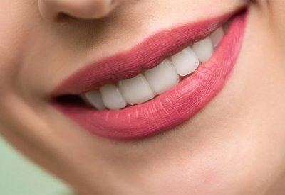 بخطوات منزلية بسيطة.. يمكنك الحفاظ على صحة أسنانك